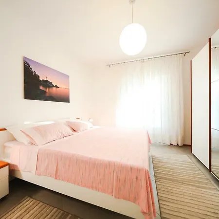 Antisin Apartment